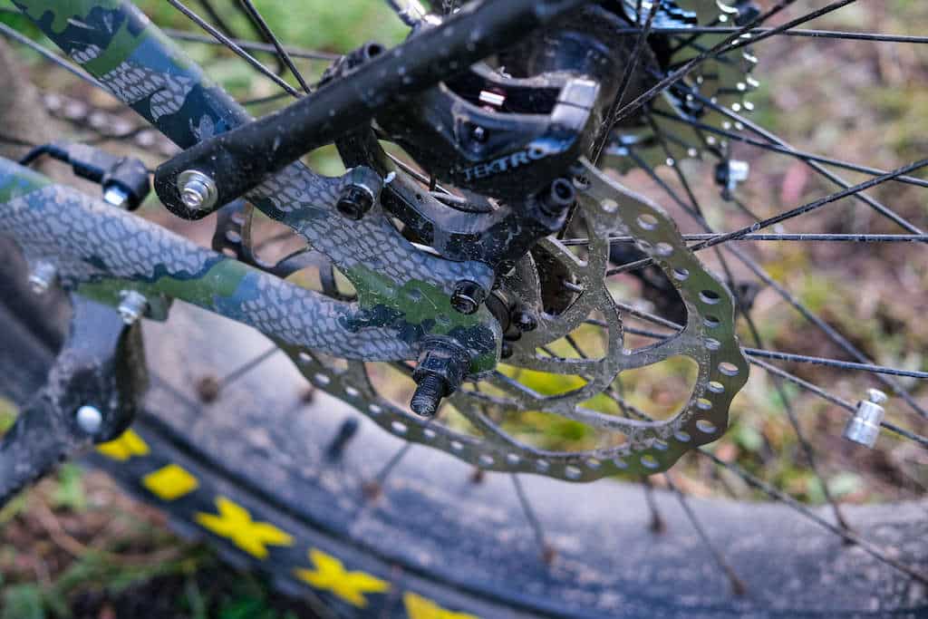 Dual Tektro Quad Piston Hydraulic Disc Brakes