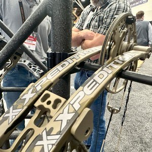 xpedition bows the limbs on an xpedition archery xlite 32' bow