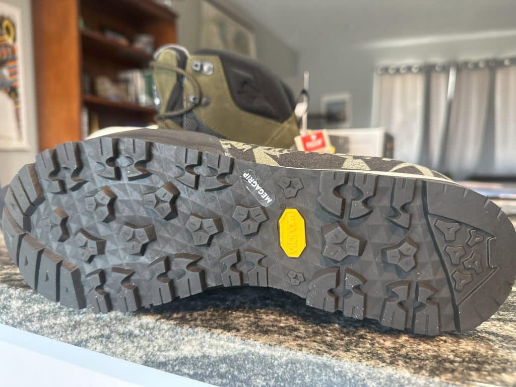 zamberlan salathe boot bottom showing vibran sole and megagrip lugs
